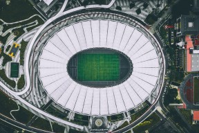 J9 Jiuyou Sports-库里穆雷巅峰对决，激战9分钟，比分胶着胜负难料